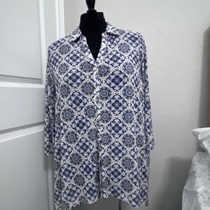 Blue and White Patterned Button-Up Shirt